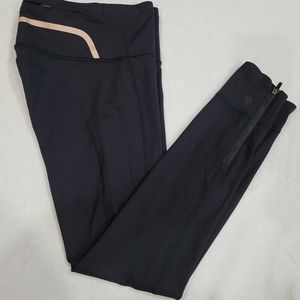Athleta Allyson feliz  leggings